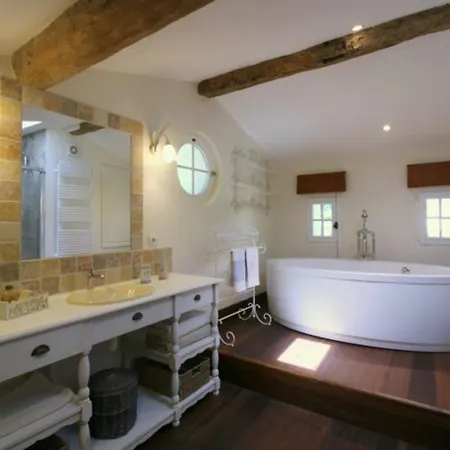 D'hotes Spacieuse, Salle De Bain Privative Bed & Breakfast *